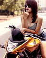 Người đẹp và xe